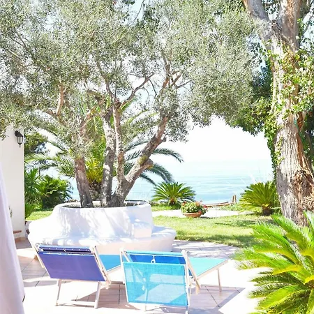 Charming Panoramic Paradise View فيلة